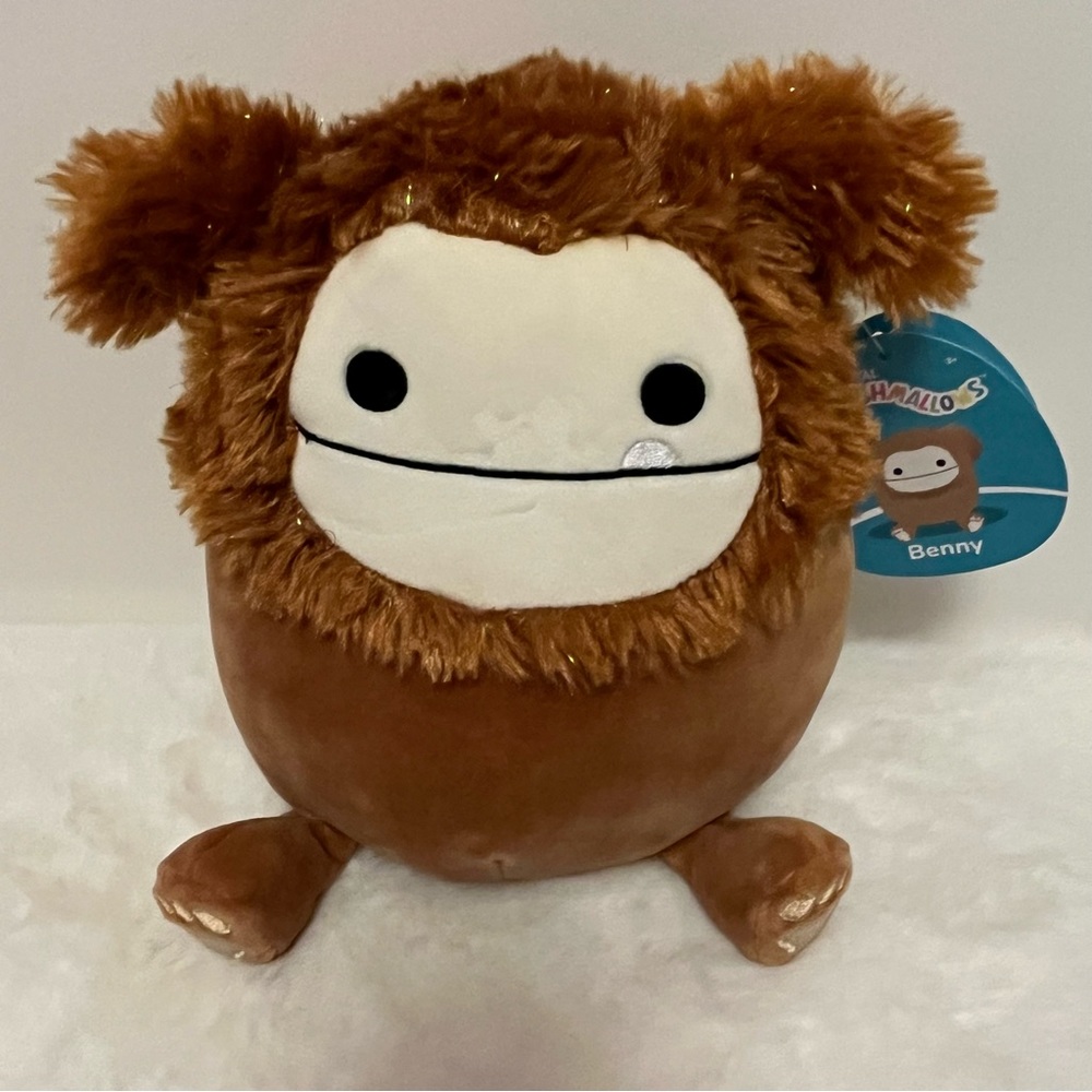 Squishmallow Benny Brown Bigfoot, Gold Sparkles ✨ Fur, 7” New